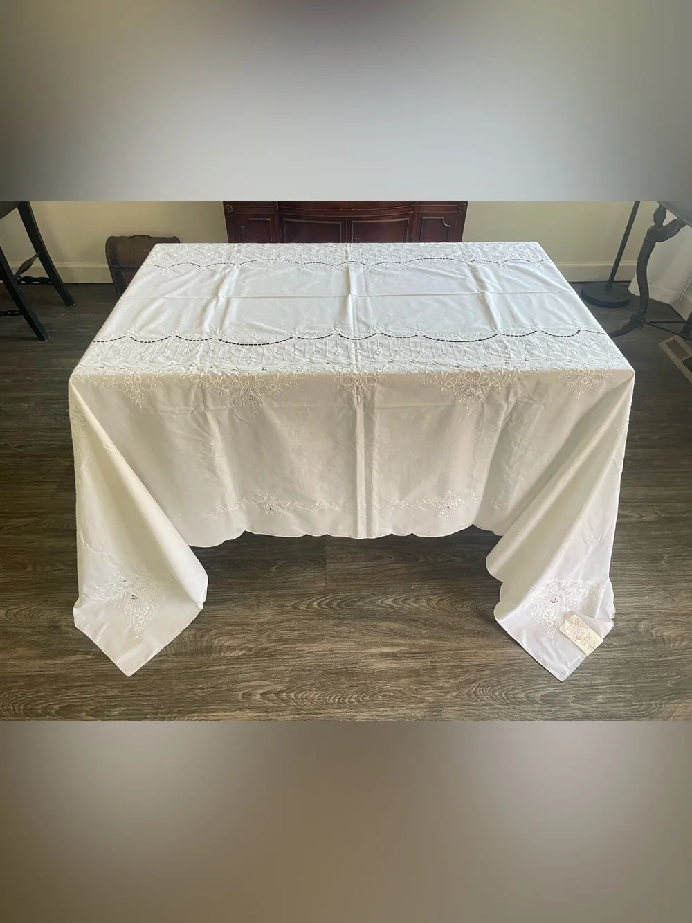 Vintage 1940’s Madeira Tablecloth Linen Hand Embroidered White Flawless 108x72